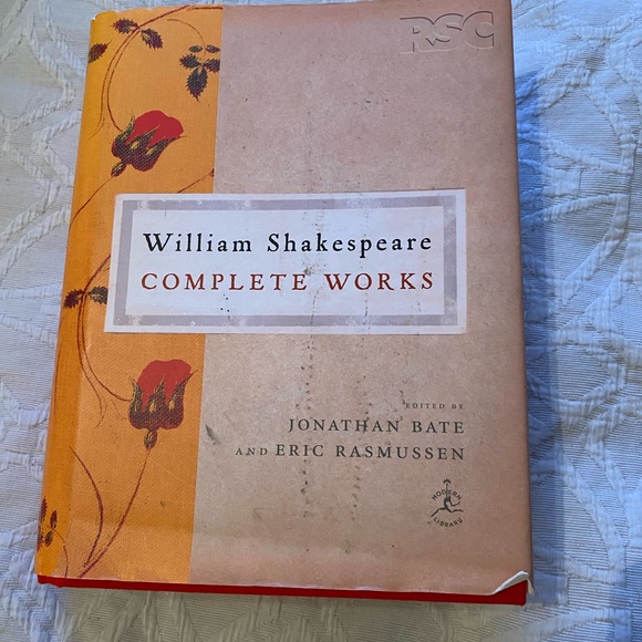 Complete works fo Shakespeare - Picture 1 of 2